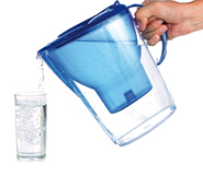 Безопасна ли фильтрованная вода, которую мы пьем? В большинстве случаев – да.